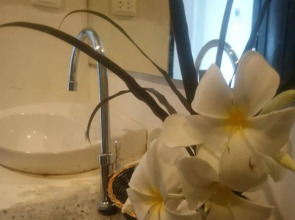 Blue Hill Beach Resort