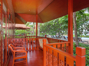 P. P. Erawan Palms Resort