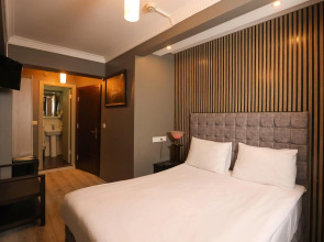 NOVINA HOTEL Wöhrdersee Nürnberg City