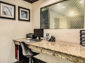 Quality Inn & Suites Dallas - Cityplace