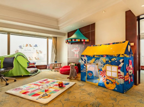 Shangri-La Guangzhou