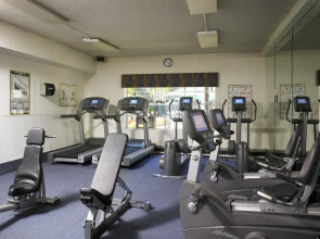 Anaheim Majestic Garden Hotel