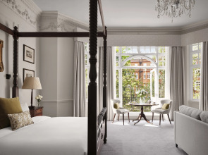 11 Cadogan Gardens and The Apartments by Iconic Luxury Hotels