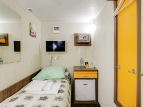 Отель «Краски Лета»