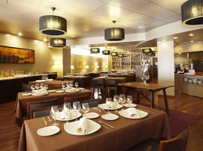 Grand Plaza Hotel & Wellness