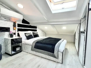 Taksim Larissa Hotel Suites