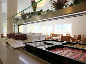 Azuline Hotel Palmanova Garden