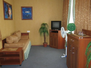 Отель Эсмеральд