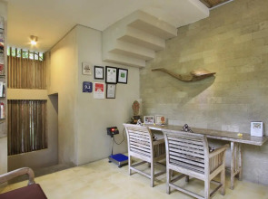 Отель The Kanjeng Resort Ubud