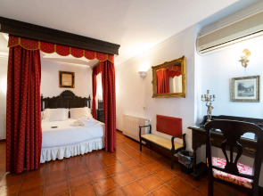 Отель Soho Boutique Palacio San Gabriel