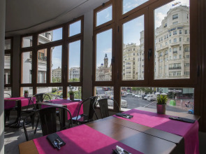 Casual Vintage Valencia Hotel