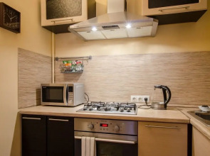 Emperoom Near Summer Garden Apartments