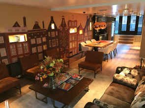 Отель Cornelisz