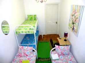 Хостел Главная Площадь