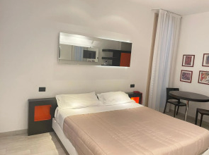 Blue Shades Aparthotel