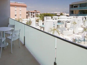 Apolo Suites Rentalmar