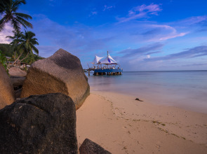 Coco de Mer Hotel and Black Parrot Suites