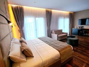 Olivia's Hill Resort