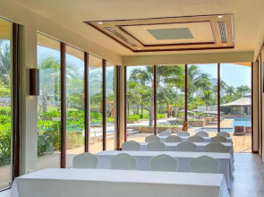 Fusion Resort Cam Ranh