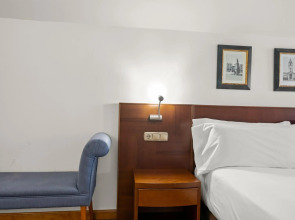 Zentral Gijón Rey Pelayo