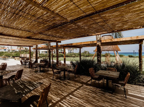 Cavo Zoe Seaside Hotel