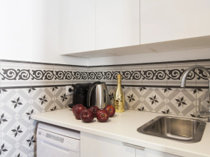 Aspasios Charming Flats