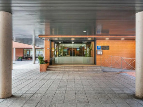 Отель Sercotel de los Reyes