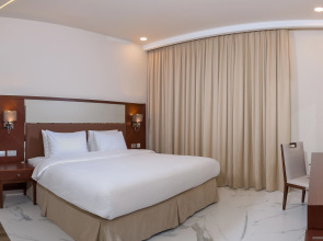 Отель Muscat Gate