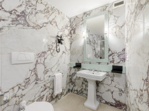 Room Mate Collection Isabella, Florence