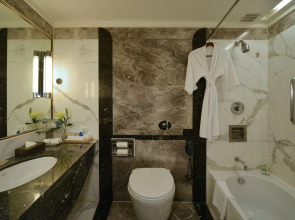 Hotel Marine Plaza Mumbai