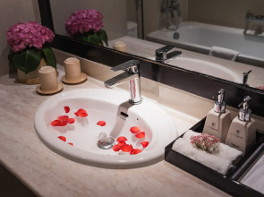 La Passion Classic Hotel