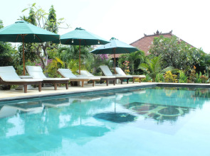 Man's Cottages and Spa