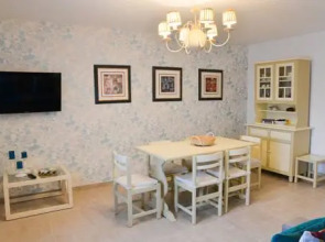 Holidays Nazaré marginal