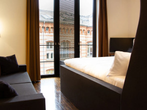 Numa Berlin Weinmeister