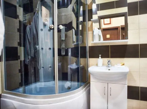 Апартаменты Пять Звезд  на пр-те Ленина, д. 135/2