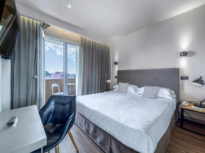 Hotel Select Suites & Spa / Apartments