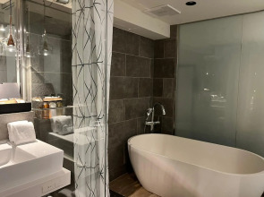 Tower Genova Airport Hotel & Conference Center