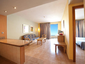 LIVVO Lago Taurito Hotel & Aquapark All Inclusive