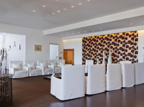 Mediterranea Hotel & Convention Center