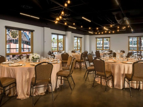 Hilton San Diego Gaslamp Quarter