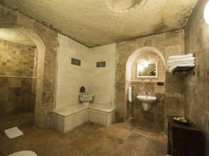 Vineyard Cave Hotel
