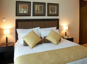 Al Manzel Hotel Apartments