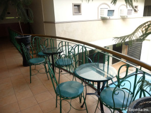 DM Residente Inns and Villas