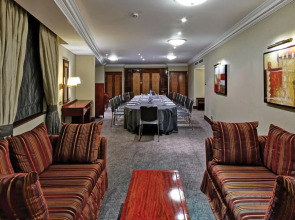 Leonardo Royal Hotel London City