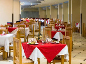 Hawaii Caesar palace Hotel & Aqua Park