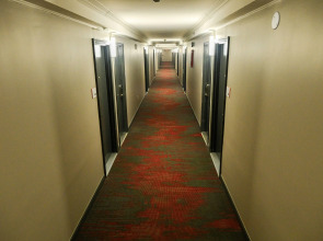 Ramada by Wyndham North Bergen