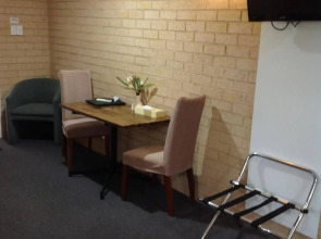 Avlon Gardens Motel - Ballina