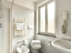 Comfort Hotel Europa Genova City Centre