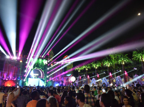 Cratos Premium Hotel & Casino