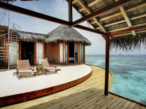 Nika Island Resort & Spa